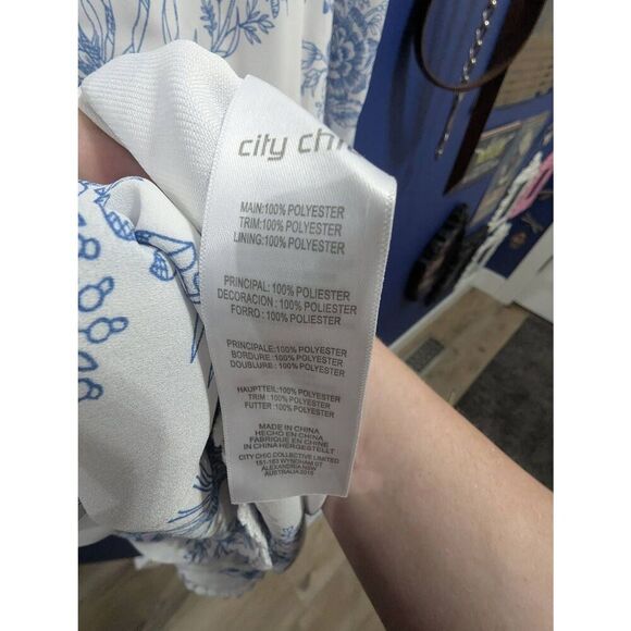 Sz S (16/1X) City Chic Playsuit! - Picture 13 of 13